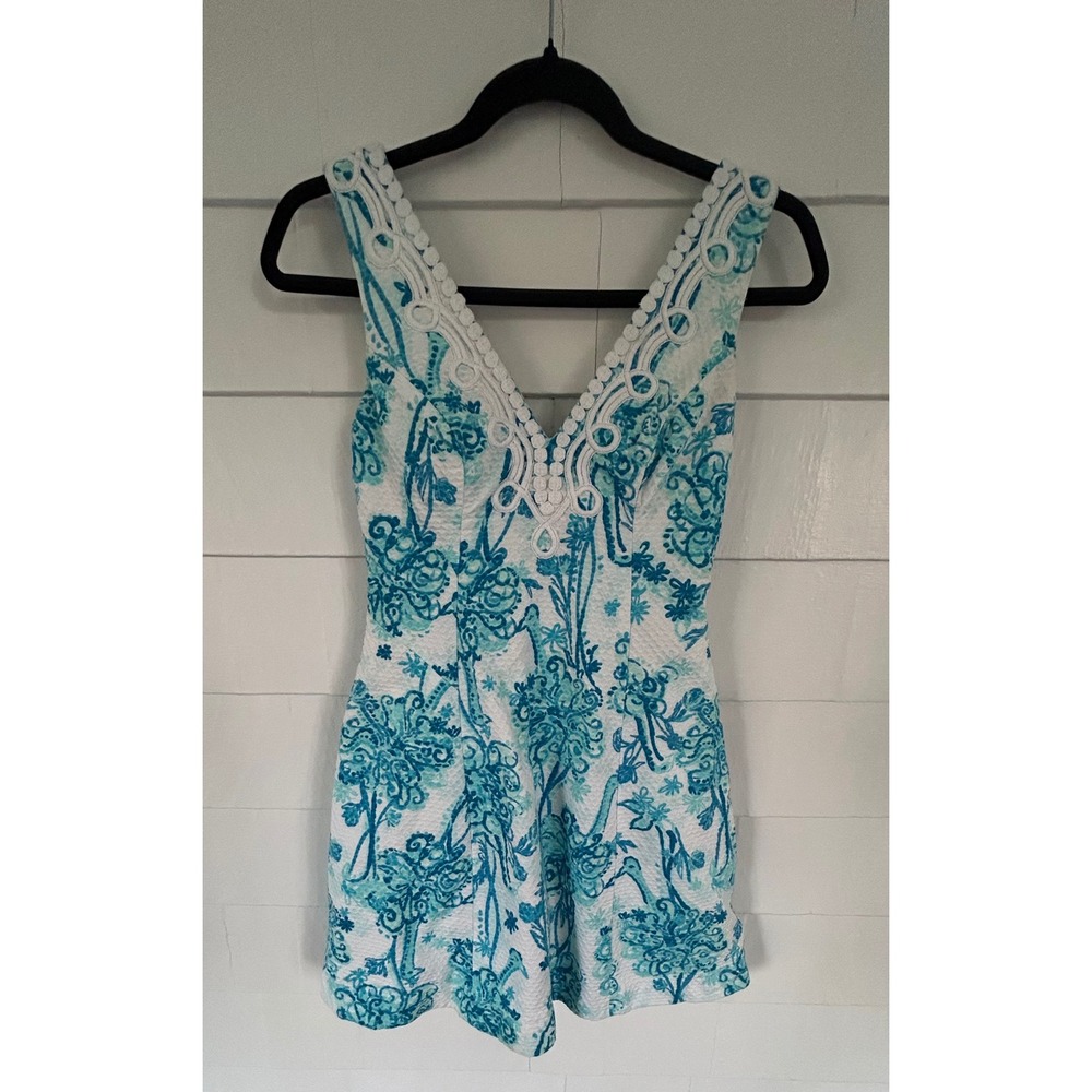 Lilly Pulitzer Blue Floral Seersucker Crochet Trim Dress Size 0